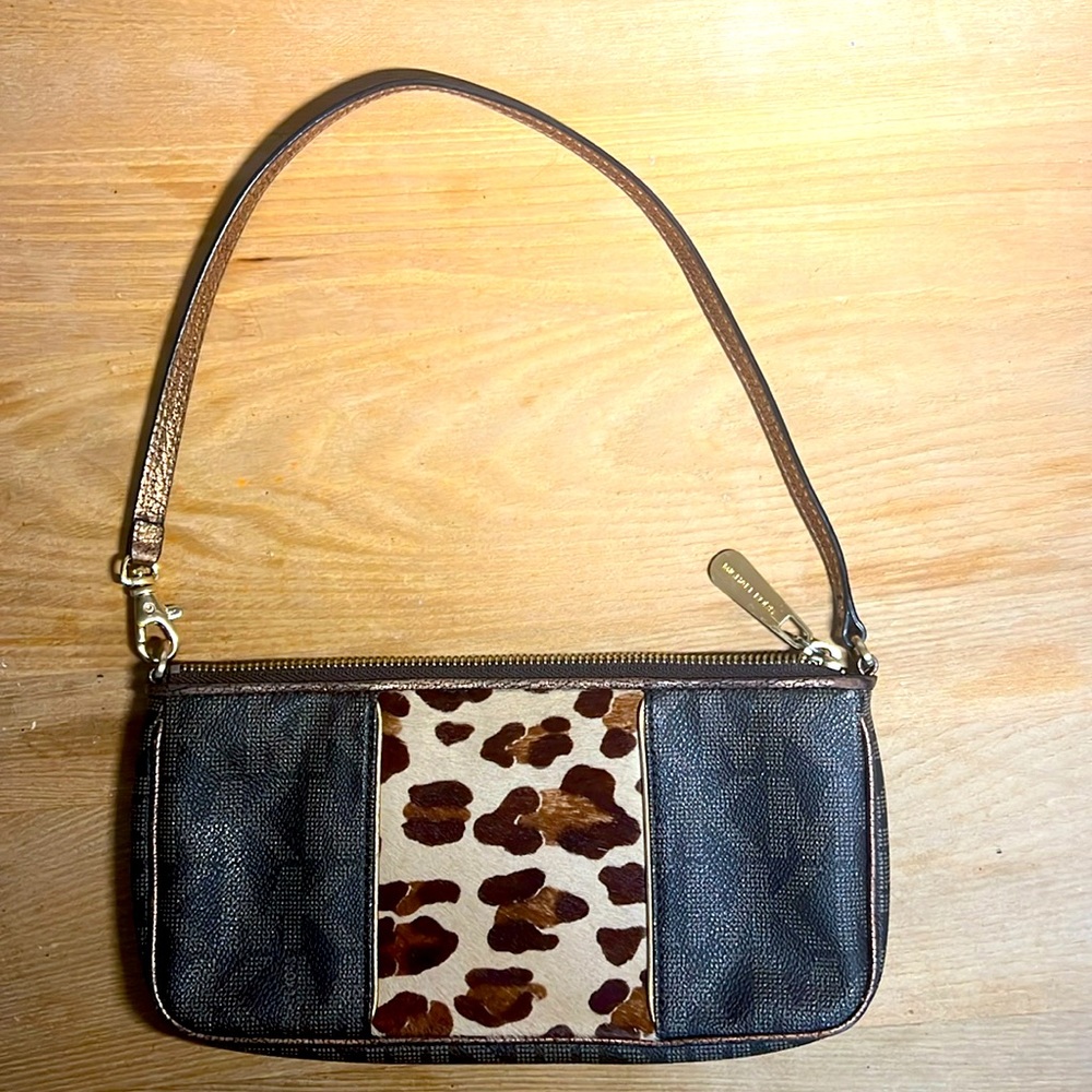 Michael Kors Logo / Leopard  leather small bag. Perfect for concerts!